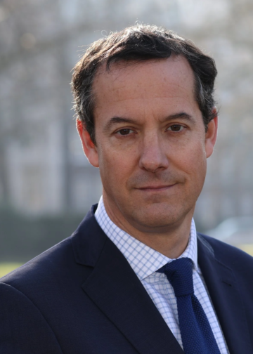 Cənab Səfir Edvard Hobart: «İncəsənət diplomatiyanın körpüsünə çevrilir.»