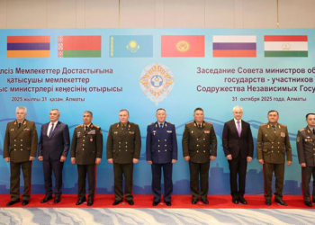 Azərbaycan müdafiə naziri Qazaxıstanda səfərdədir