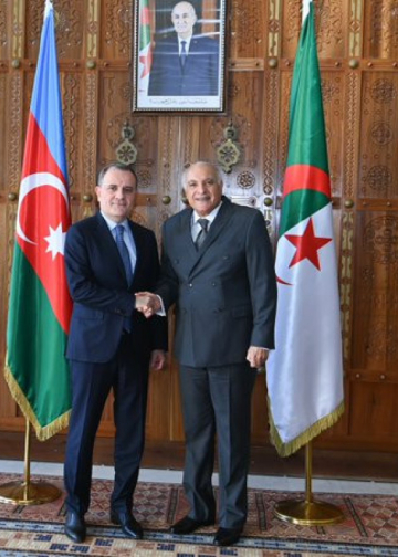 Ceyhun Bayramov Əlcəzair Xalq Demokratik Respublikasına rəsmi səfər edib