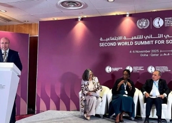 Anar Quliyev “Sosial inkişafın əsası kimi əlverişli mənzil” sessiyasında çıxış edib