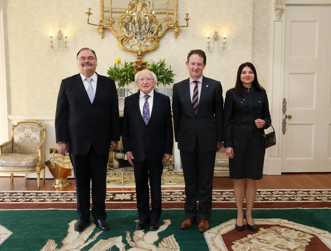 UK Azərbaycan Qadınlar Assosiasiyasının təsisçisi Ülviyyə Tağızadə: "Bəşəriyyətin gələcəyi incəsənət dilində danışmaq bacarığındadır" — 11