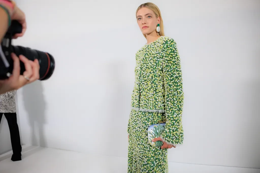 Schiaparelli! Dior! Armani Privé! 2026-cı ilin payız moda şoularının pərdəarxası görüntüsü — 4