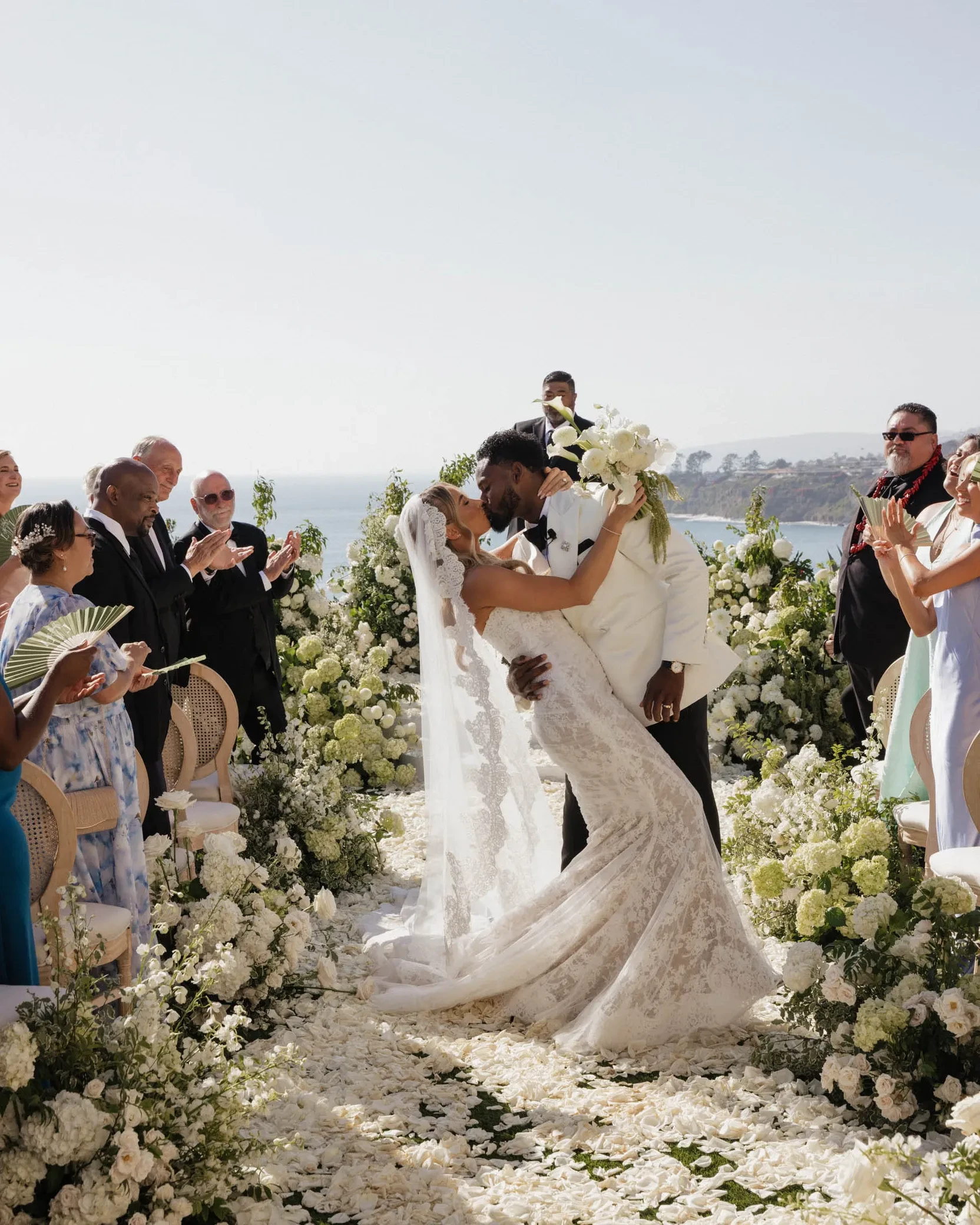#LoveStory: JuJu Smith-Schuster və Laura Crook-un Kaliforniya Sahilindəki Toyu — 2