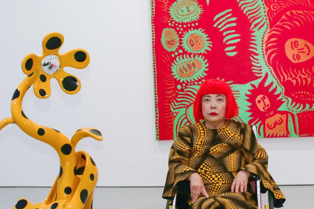 Sonsuzluğa Vida: Dünyaya Əbədiyyəti Nöqtələrdə Görməyi Öyrədən Rəssam Yayoi Kusama — 1