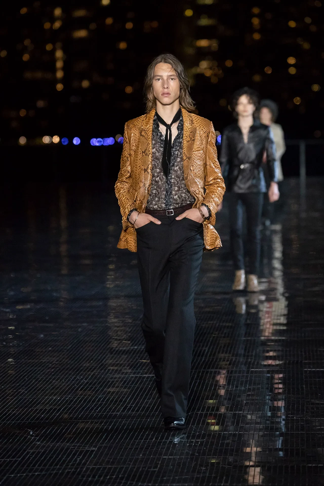 Entoni Vakkarello on ildən sonra Saint Laurent-dən ayrılır — 1
