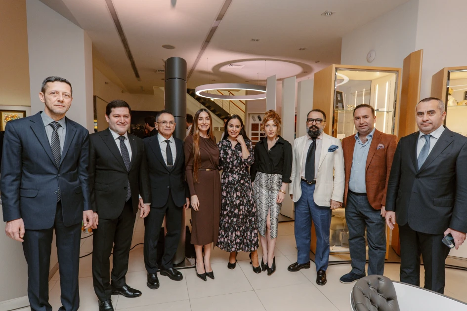 “Bentley Baku” Rəşad Mehdiyevin yeni əsərlərini təqdim edib