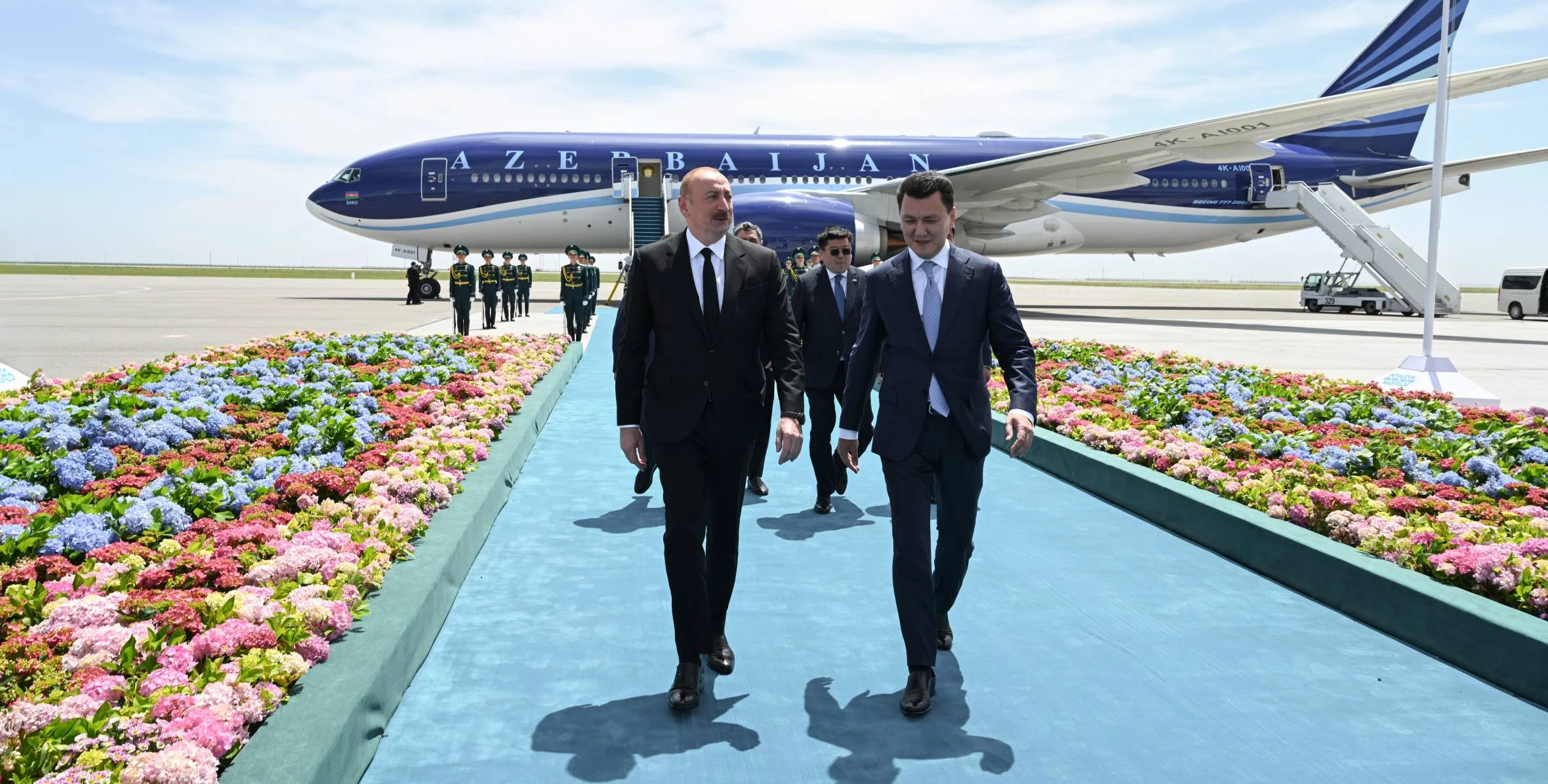 İlham Əliyev Qazaxıstana işgüzar səfərə gəlib
