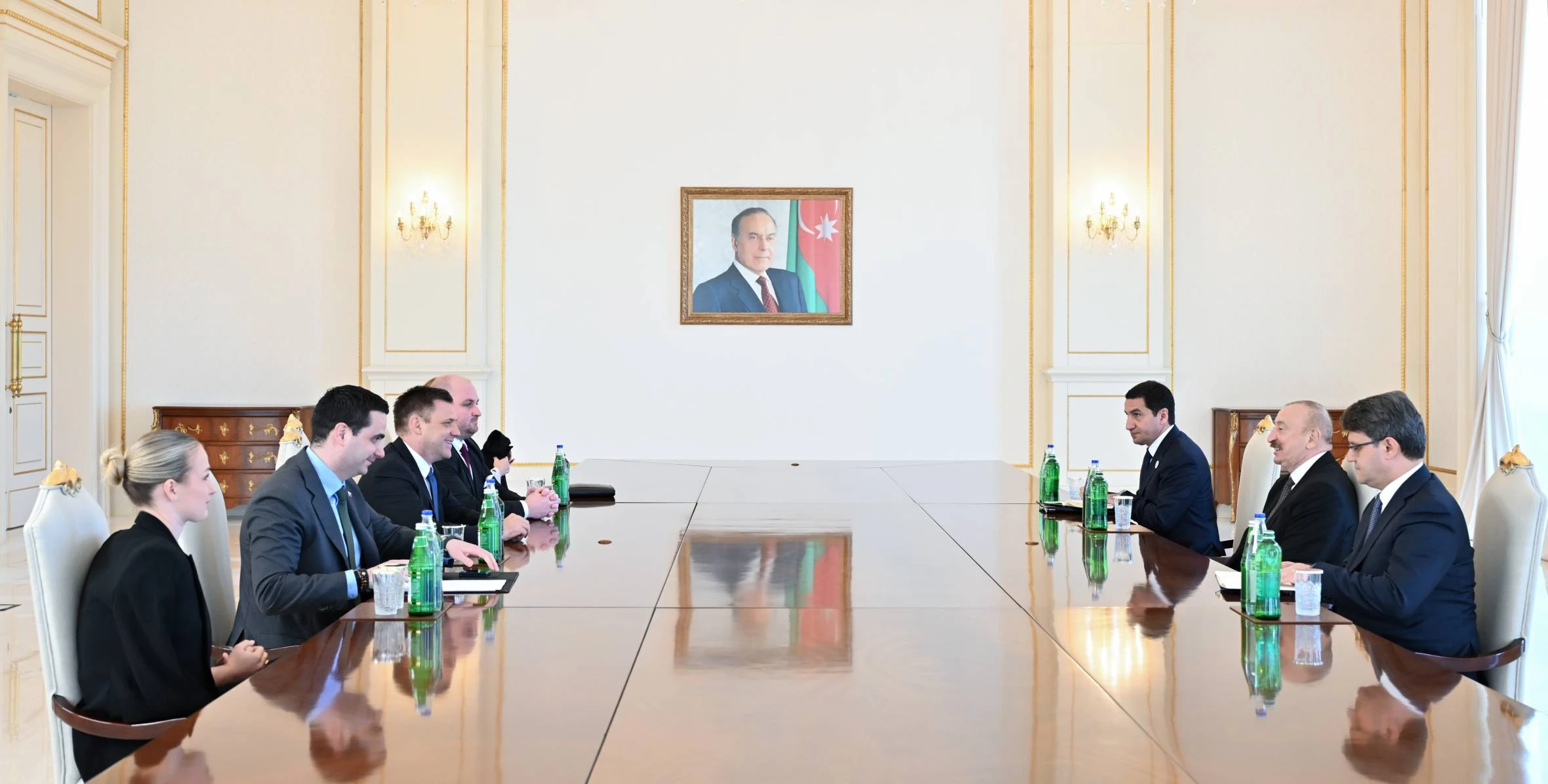 İlham Əliyev Slovakiya Baş nazirinin müavinini qəbul edib