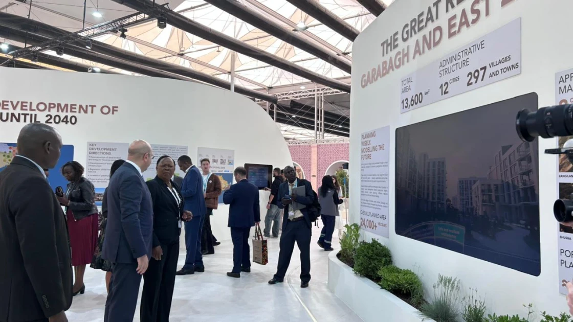 Keniya rəsmiləri WUF13 çərçivəsində “Urban Expo” sərgisi ilə tanış olublar 