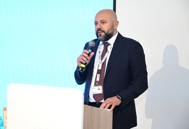 Rüfət Mahmud: Tarixin yaddaşı və gələcəyin şəhərləri arasında körpü