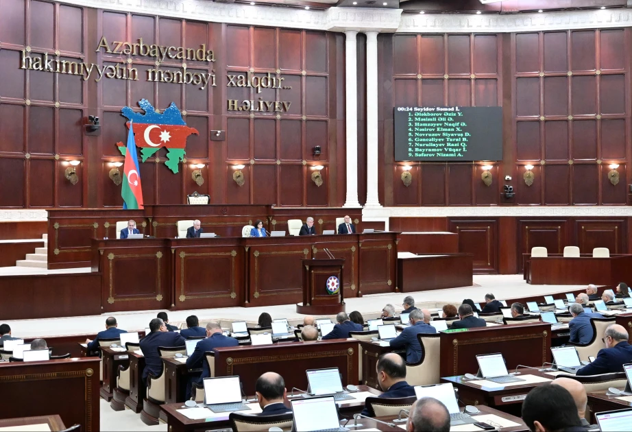 Milli Məclisin növbədənkənar sessiyasının ilk iclası: müzakirəyə 8 məsələ çıxarılıb