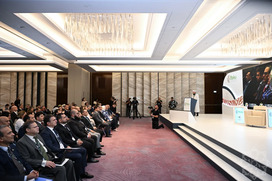 Bakıda İslam İnkişaf Bankı Qrupunun İllik Toplantıları öz işinə başlayıb