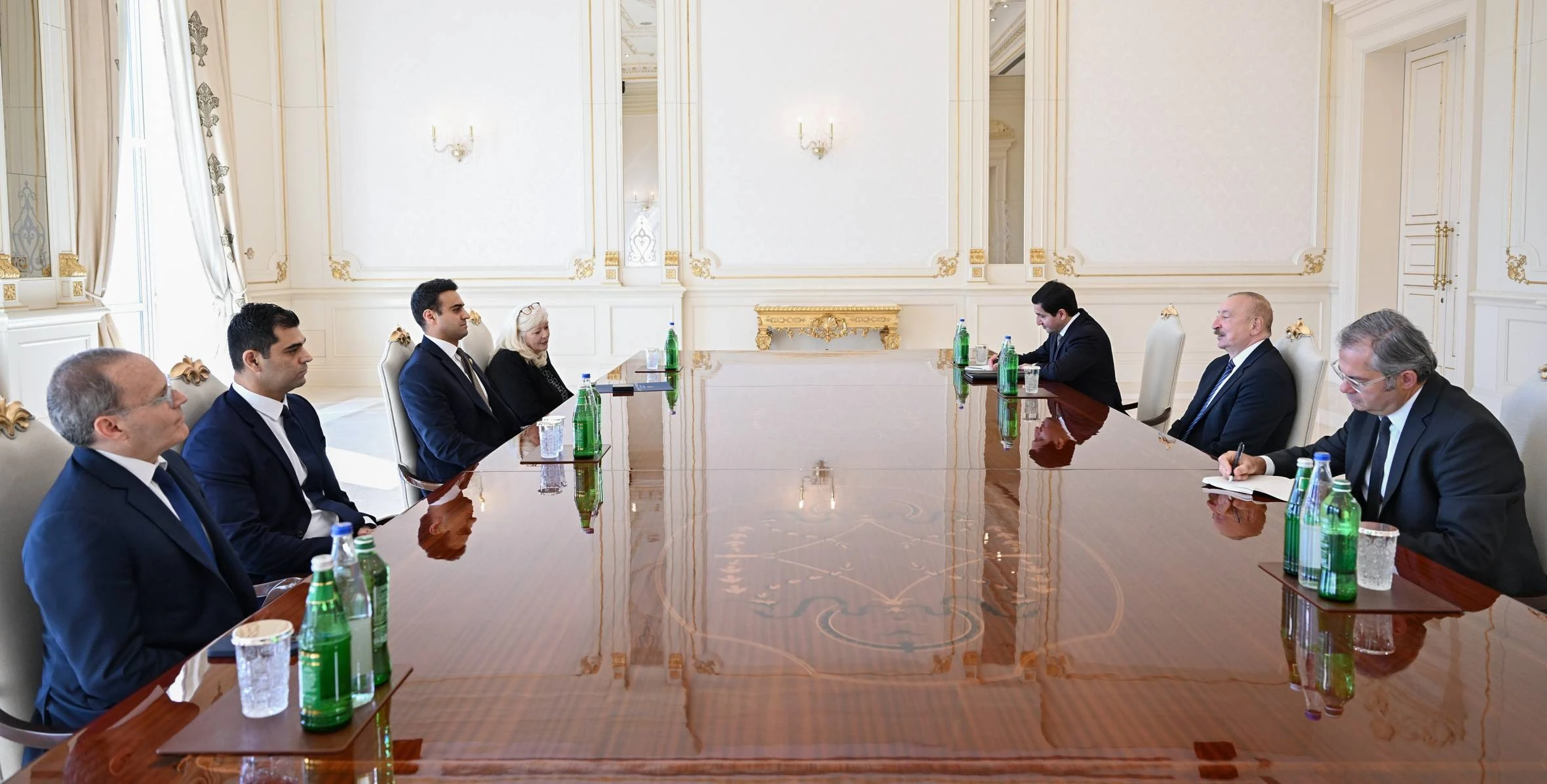 İlham Əliyev ABŞ Konqresinin Nümayəndələr Palatasının üzvünü qəbul edib