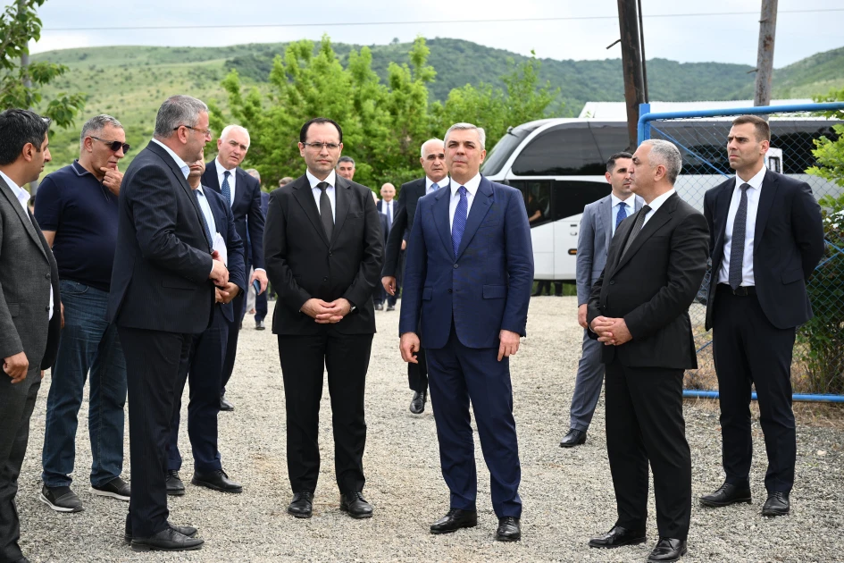 Əlaqələndirmə Qərargahının iclasının iştirakçıları Xocalıda salınmış intensiv meyvə bağları ilə tanış olublar