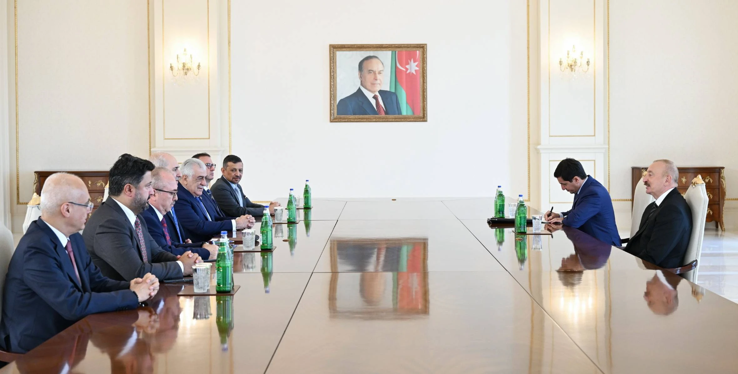 İlham Əliyev Türkiyə Böyük Millət Məclisi sədrinin rəhbərlik etdiyi nümayəndə heyətini qəbul edib