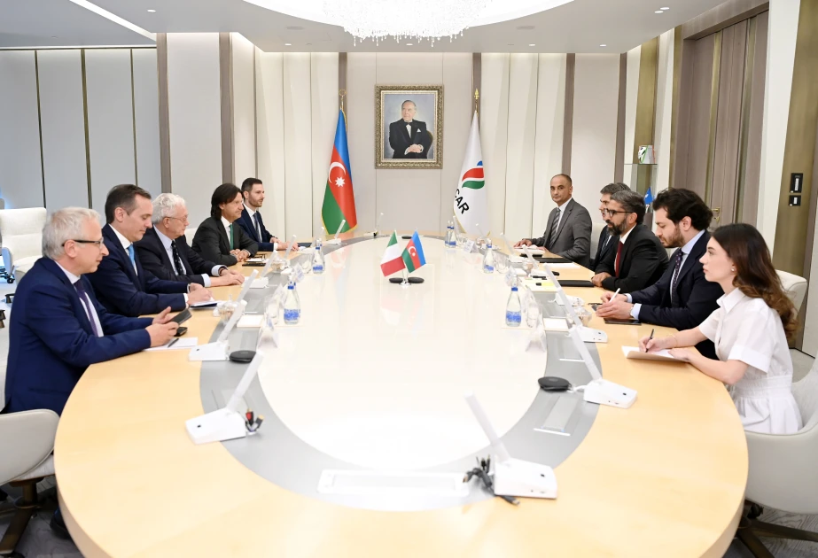 SOCAR İtaliya ilə enerji təhlükəsizliyi və investisiya layihələri üzrə fikir mübadiləsi aparıb