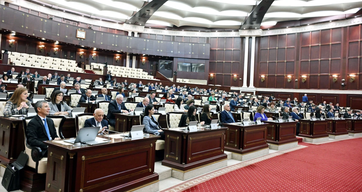 Milli Məclisin iclasında 14 məsələ üzrə qərarlar qəbul edilib