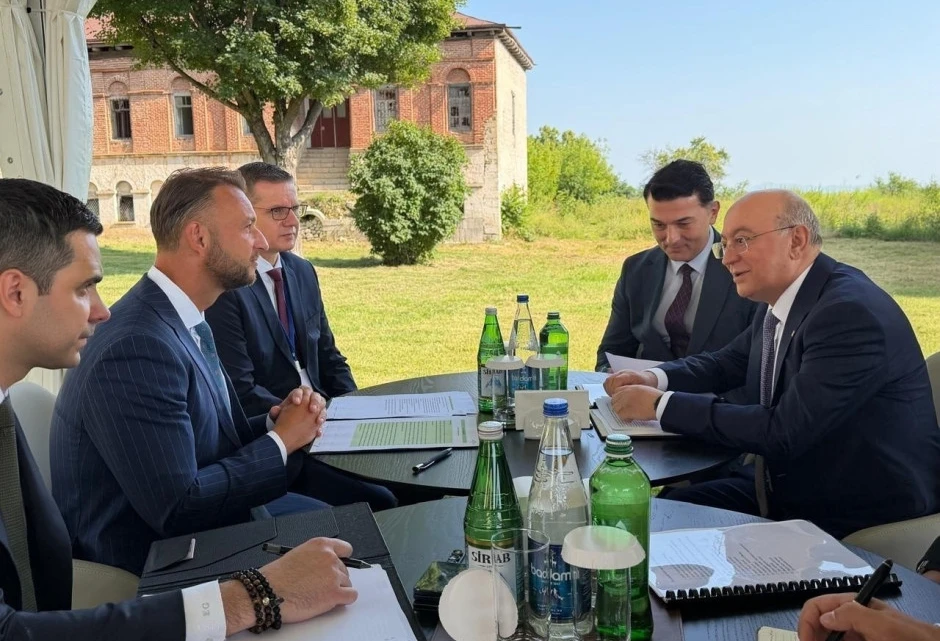 Kəmaləddin Heydərov Slovakiyanın daxili işlər naziri ilə görüşüb