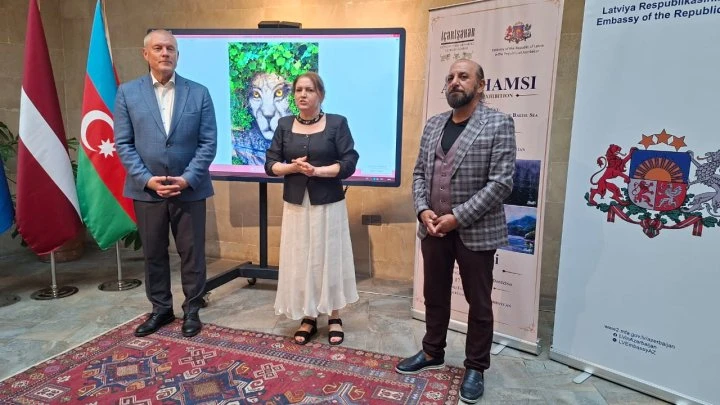 Əli Şəmsinin rəsm sərgisi – “Bir səma altında: Qafqaz dağlarından Baltik dənizinə qədər”