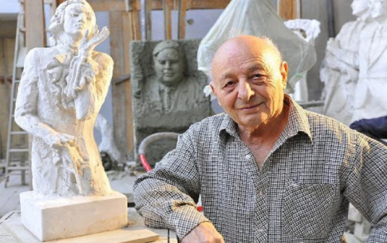 "Mənə göstərilən diqqət və dəstəyə görə Mehriban xanıma təşəkkürümü bildirirəm"