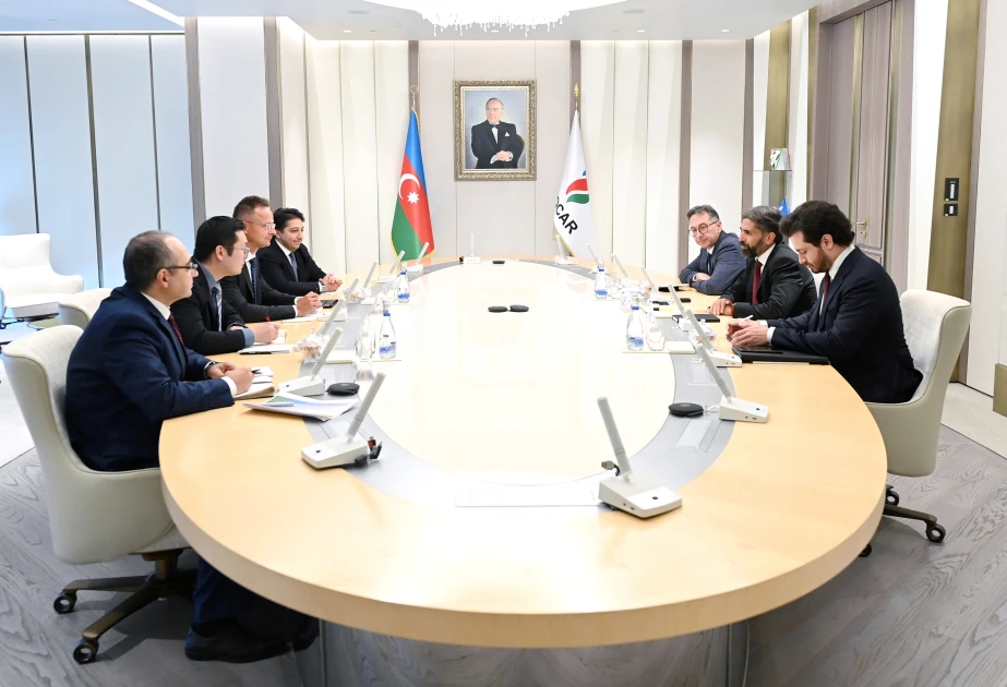 SOCAR və BYD müasir texnoloji həllərin tətbiqi sahəsində birgə əməkdaşlığı nəzərdən keçirib