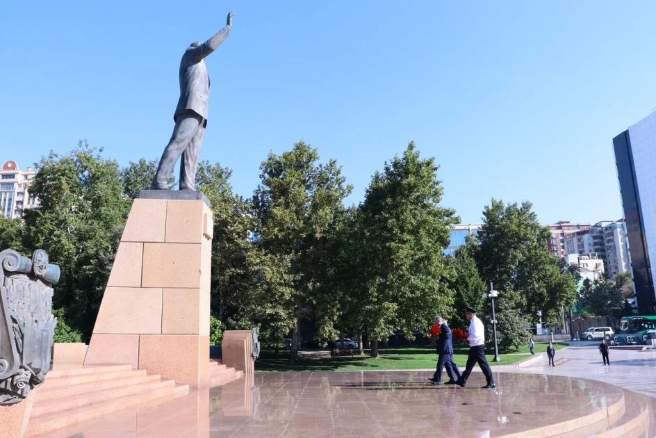 Baş prokuror paytaxtın Nəsimi rayonunda vətəndaşlarla görüşüb