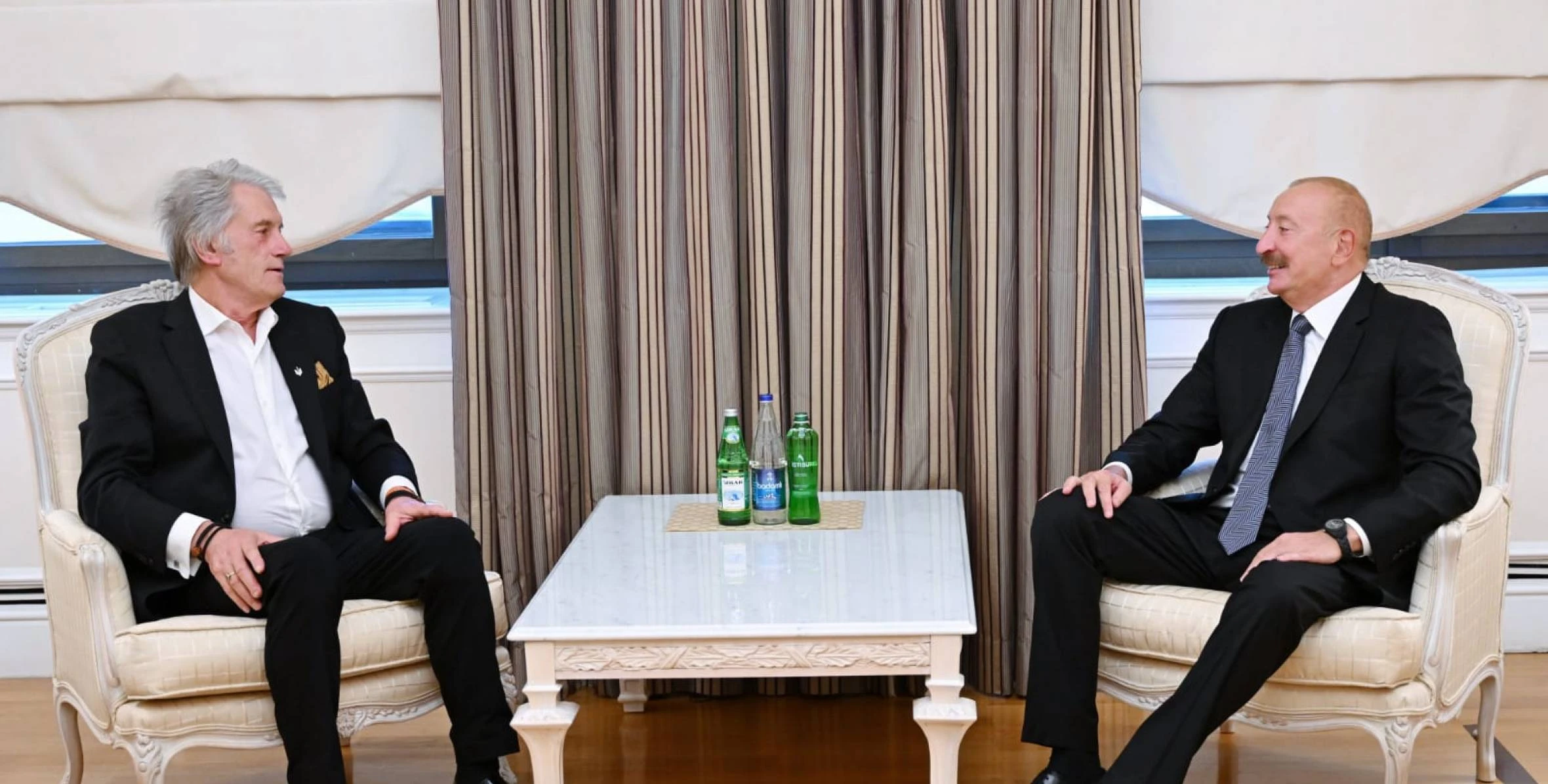 İlham Əliyev Ukraynanın sabiq Prezidenti Viktor Yuşşenko ilə görüşüb