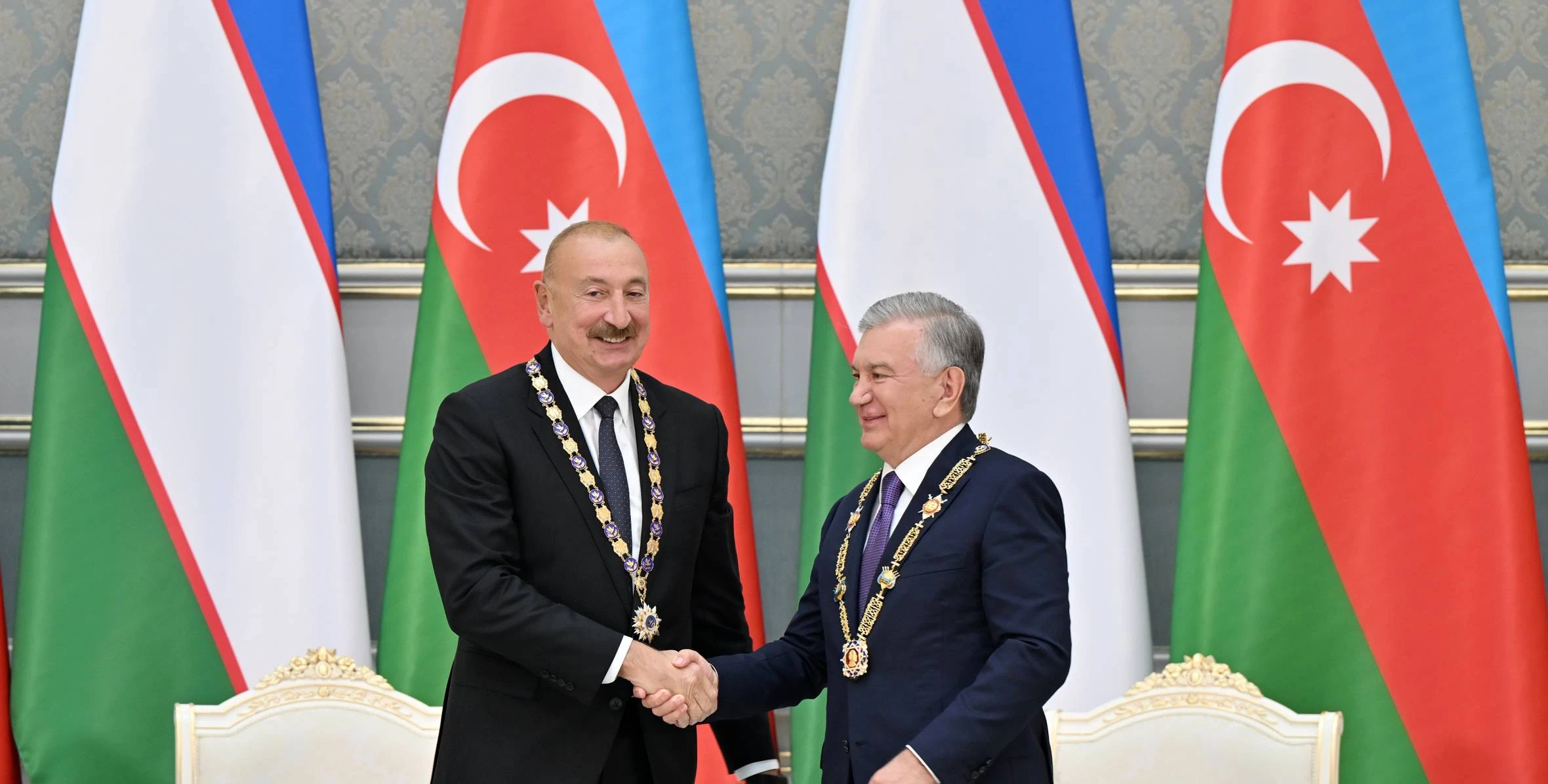 Daşkənddə Azərbaycan və Özbəkistan prezidentlərinin təltifolunma mərasimi keçirilib