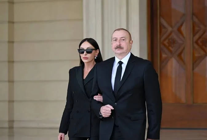 İlham Əliyev və birinci xanım Mehriban Əliyeva Qırğızıstanın paytaxtı Bişkek şəhərində keçirilən 6-cı Dünya Köçəri Oyunlarının açılış mərasimində iştirak ediblər