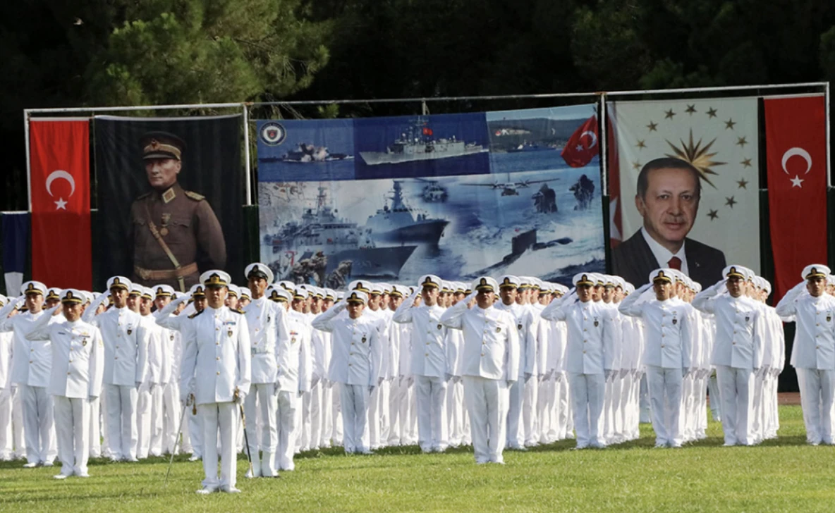 Türkiyədə təhsilini bitirən Azərbaycan Ordusunun hərbi qulluqçularına diplomlar təqdim edilib