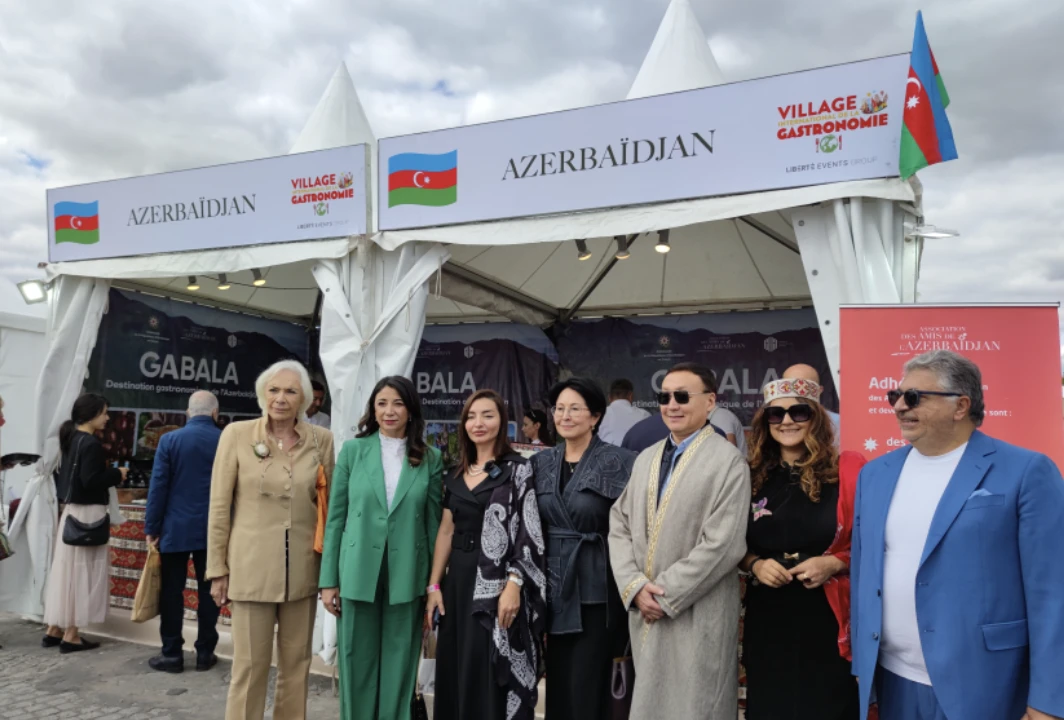 Azərbaycan mətbəxi Parisdə: Milli yeməklər beynəlxalq tədbirdə rəğbət qazanıb