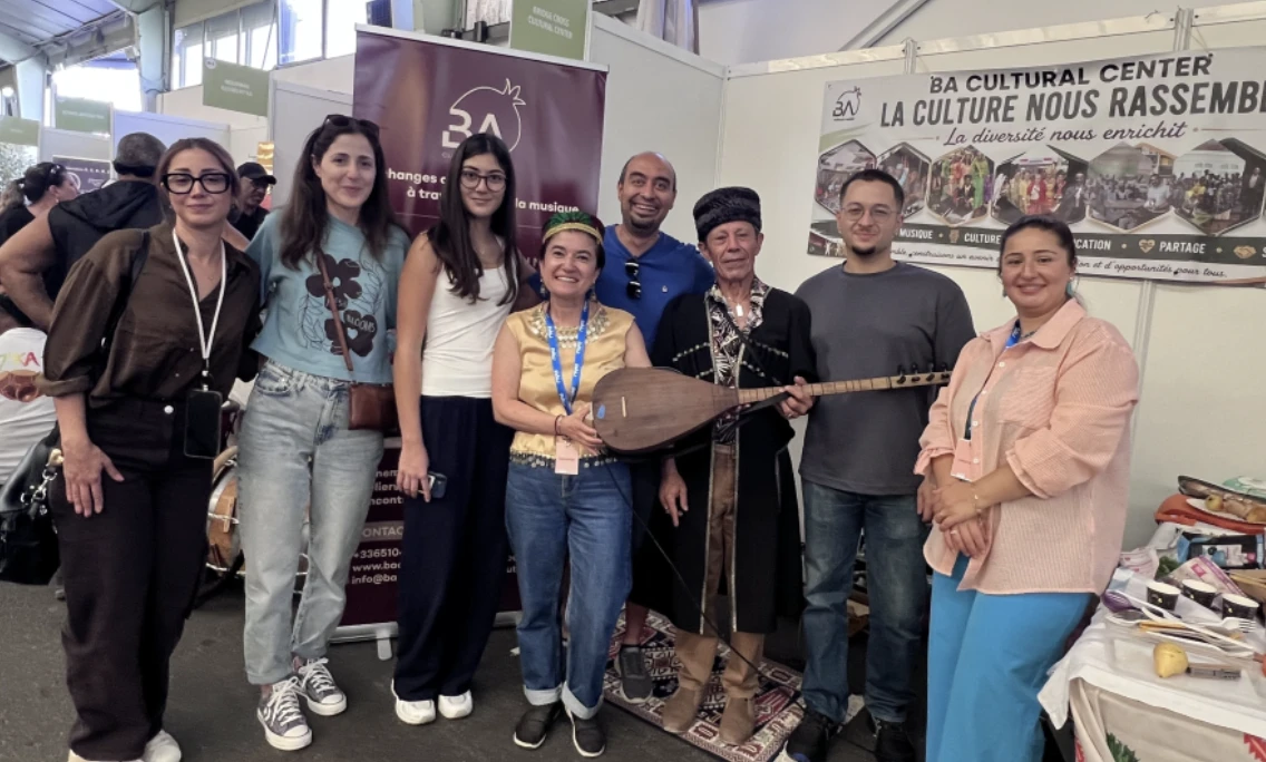 Fransa səhnəsində Azərbaycan rəqsi, musiqisi və xalça sənəti