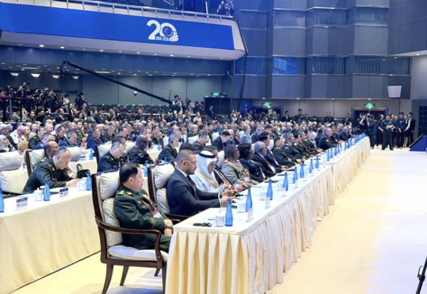 Müdafiə naziri 13-cü Pekin Syanşan Forumunda iştirak edib