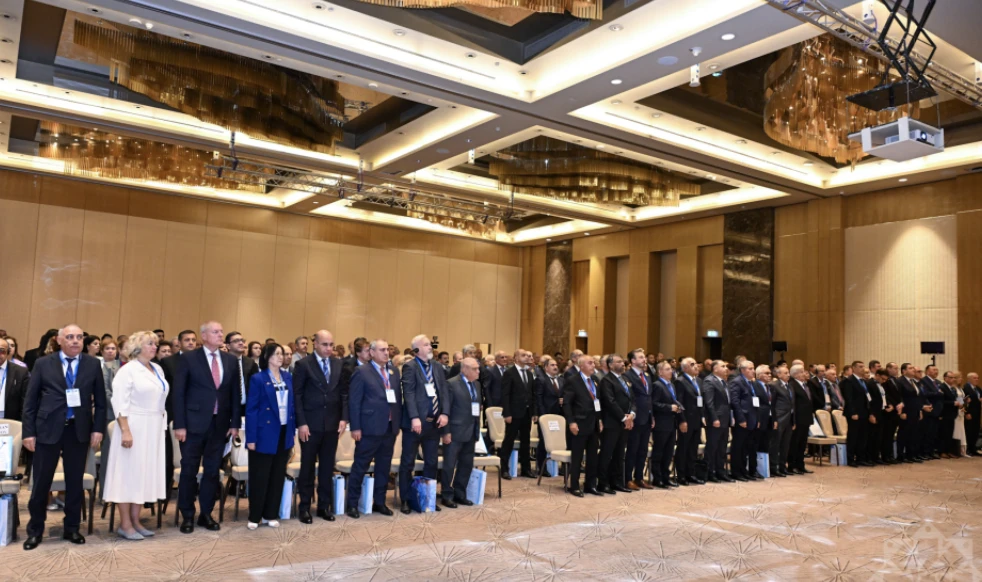 Auditorlar Palatasının 30 illik yubileyinə həsr edilmiş beynəlxalq elmi-praktik konfrans işə başlayıb