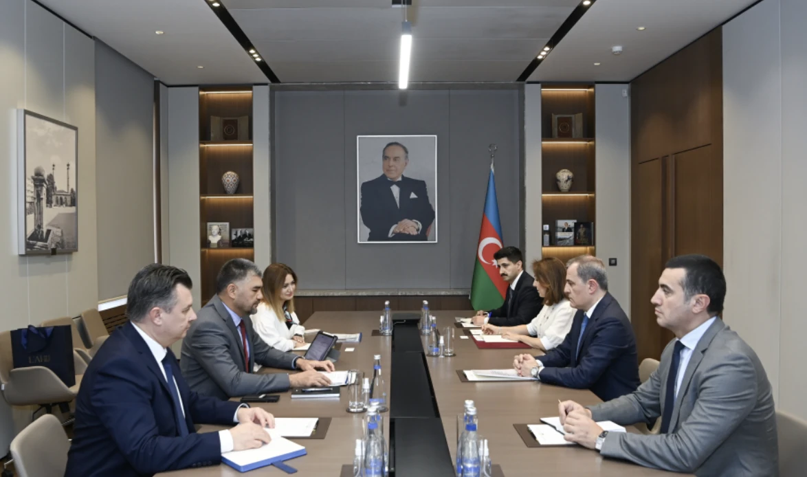 Azərbaycan ilə TRACECA arasında əməkdaşlığın inkişaf perspektivləri müzakirə olunub