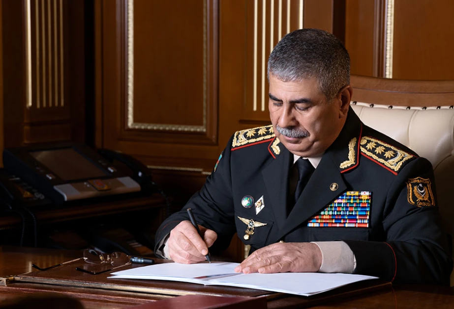 Azərbaycanın müdafiə naziri Pakistan tərəfinə başsağlığı verib