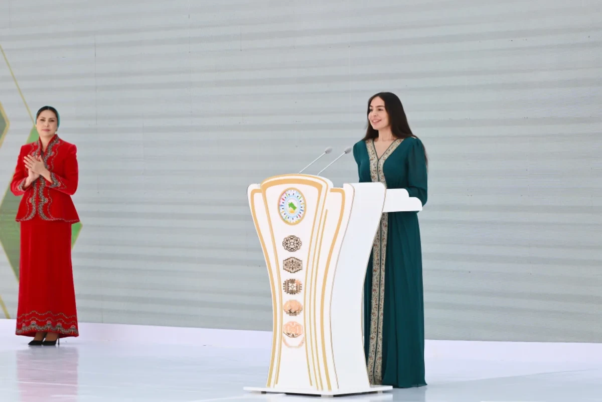 Aşqabadda MAMA “Ana təbiət” beynəlxalq incəsənət sərgisi açılıb