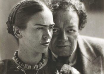 Frida Kahlo və Diego Rivera: Ağrı və Dahiliyin Rəngləri ilə Yazılmış Sevgi
