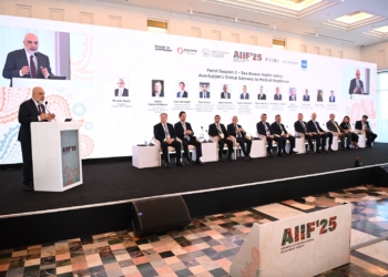 “Sea Breeze Health Valley: Azərbaycanın tibbi mükəmməlliyə qlobal qapısı” mövzusunda paralel sessiya keçirilib