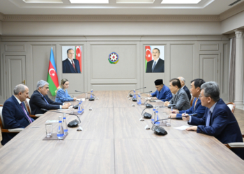 Baş nazirin müavini Samir Şərifov ICAPP-ın nümayəndə heyəti ilə görüşüb