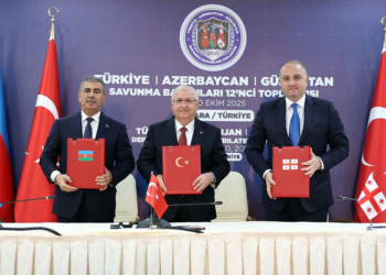 Azərbaycan, Gürcüstan və Türkiyə müdafiə nazirlərinin üçtərəfli görüşü keçirilib