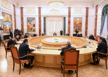 Baş nazir Əli Əsədov MDB Hökumət Başçıları Şurası üzvlərinin  Belarus Prezidenti Aleksandr Lukaşenko ilə görüşündə iştirak edib