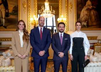 İordaniyanın Vəliəhd Şahzadəsi II Əl Hüseyn bin Abdullah və Şahzadə Racva Əl Hüseyn Şahzadə Uilyam və Şahzadə Ketrin ilə görüşüblər