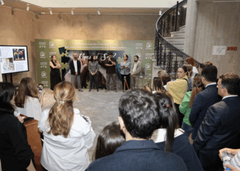 Bakı Fotoqrafiya Evində Alzheimer xəstəliyinə həsr olunmuş sərgi açılıb