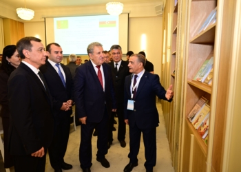 Azərbaycan Milli Kitabxanasında “Türkmənistan ədəbiyyatı guşəsi”nin açılışı olub