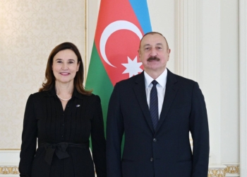İlham Əliyev Avropa İttifaqının ölkəmizdəki nümayəndəliyinin yeni təyin olunmuş rəhbərinin etimadnaməsini qəbul edib
