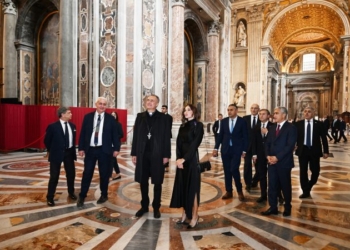 Birinci vitse-prezident Mehriban Əliyeva Vatikanda Müqəddəs Pyotr Bazilikasında görülmüş bərpa işləri ilə tanış olub