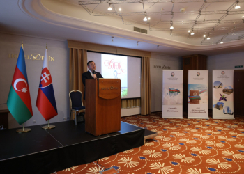 Zəfər Günü Slovakiyada qeyd olunub