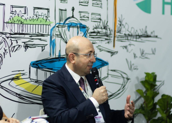 Anar Quliyev “İqlim fəaliyyəti evdən başlayır: Dəyişən iqlimdə mənzil təminatı” adlı tədbirdə iştirak edib