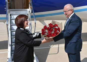 Milli Məclisin sədri Sahibə Qafarova Misirə səfərə gəlib